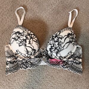 La Senza Black & White Lace Beyond Sexy Bra